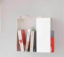 1 kleines Wandregal weiss neuwertig Design Bücherregal Box