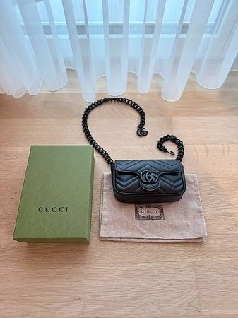 GUCCI GG Marmont Matelassé Belt Bag