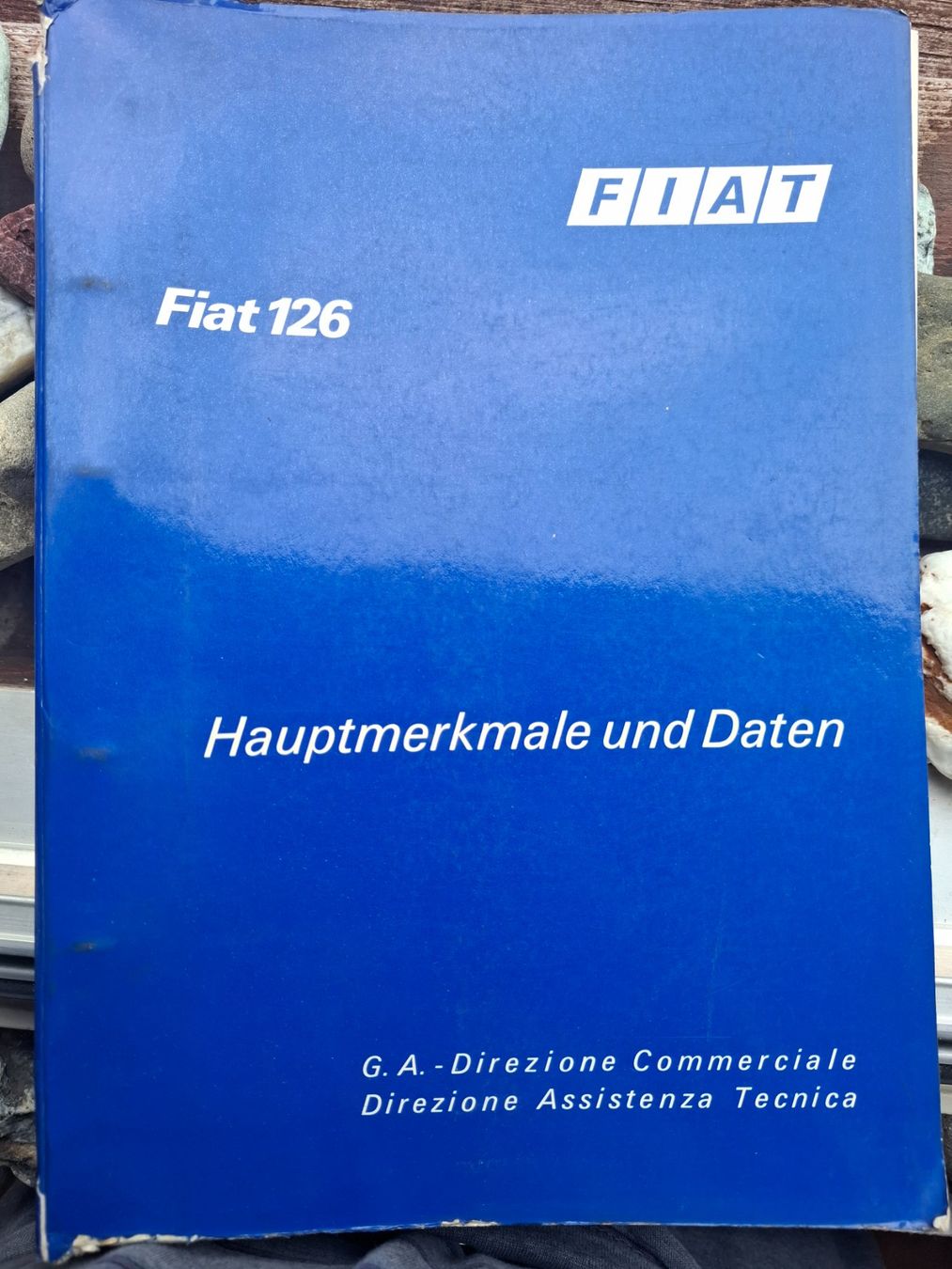 Libri: Fiat 126  Technische Hauptmerkmale und Daten + Schema  1973 – Usato da schwarzenburg venduto da mm07