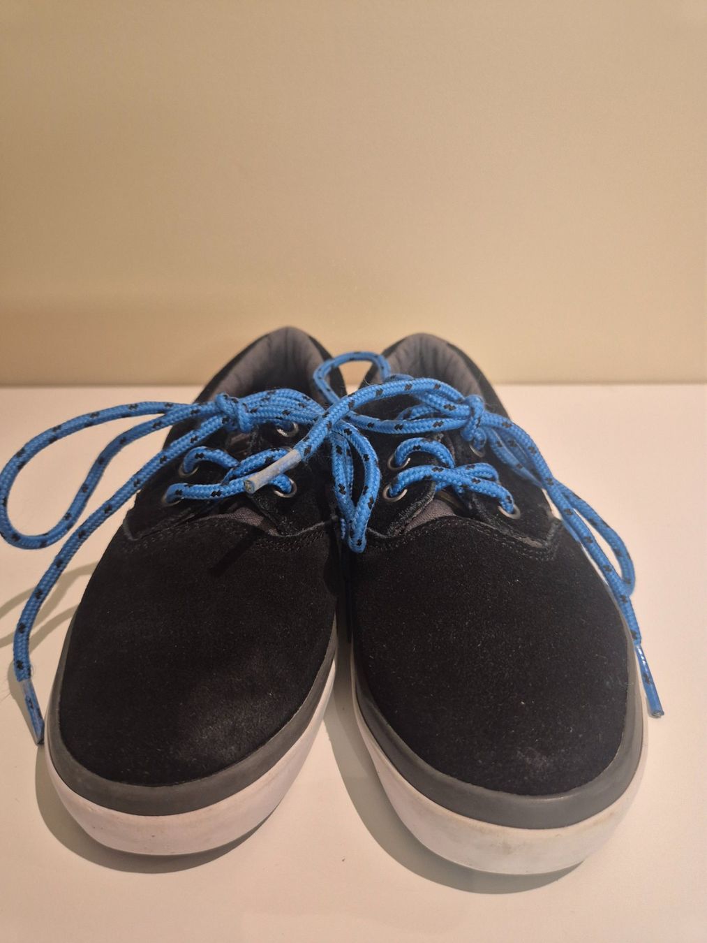 Scarpe per ragazzi: Halbschuhe zum binden, schwarz, Gr. 29 – Usato da Dietikon venduto da grafad 1