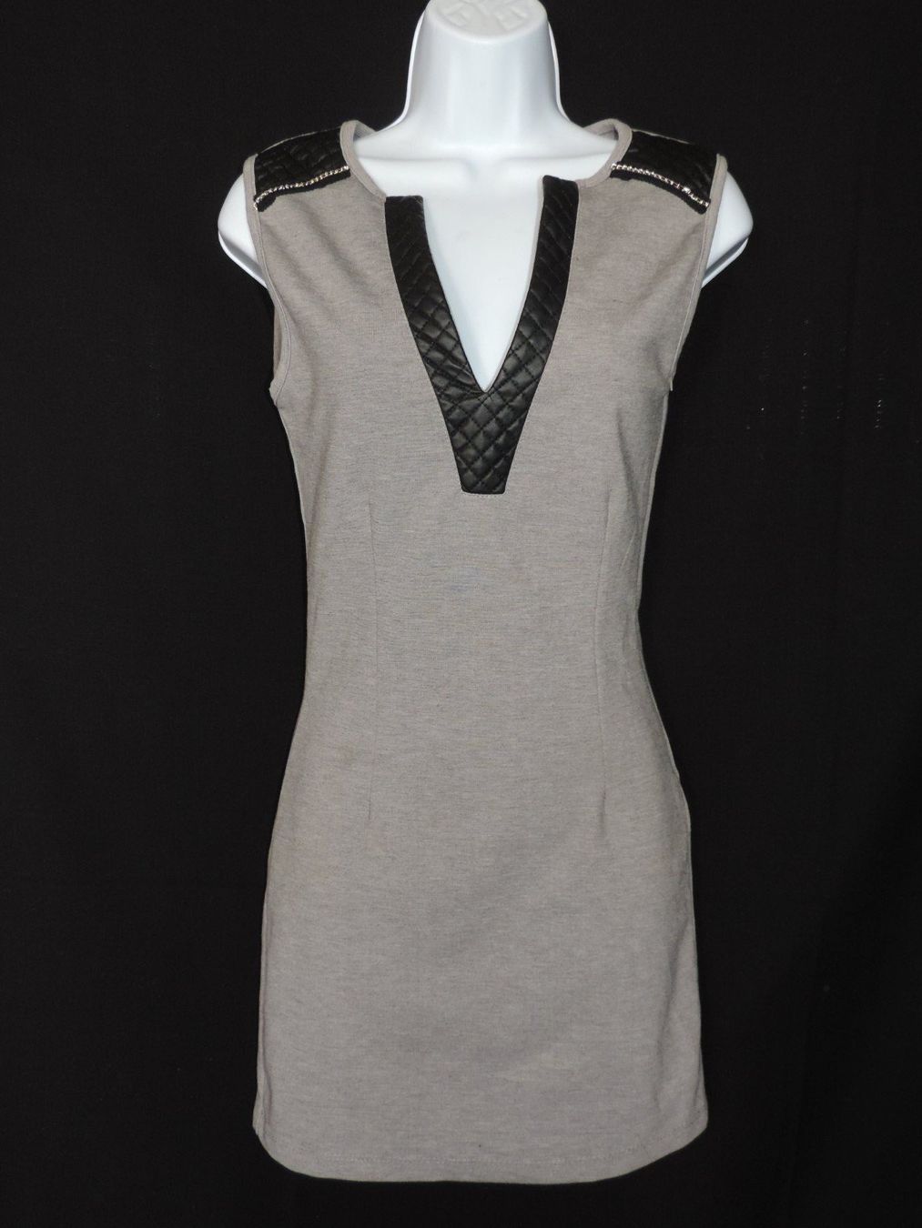 Kleider: robe moulante grise – Gebraucht aus Genève von Axelle333 1