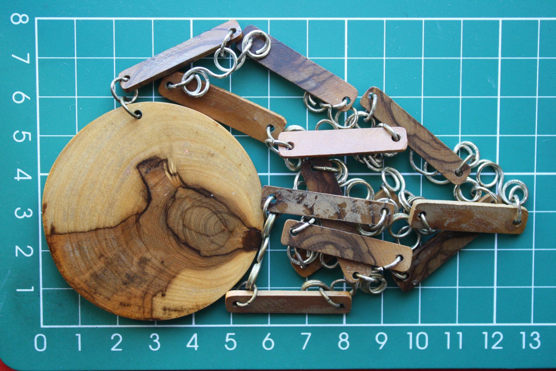 Catenine: metall / holz halskette /diverses – Usato da Laupen BE venduto da Gufi57 1