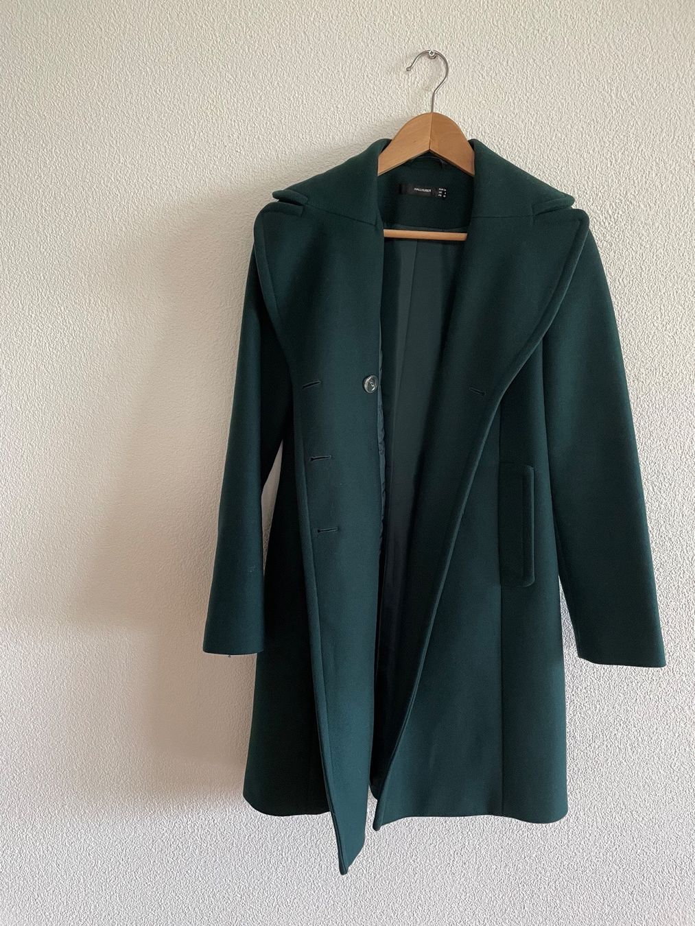 Hallhuber Mäntel: Grüner Mantel von Hallhuber – Gebraucht aus Staufen von