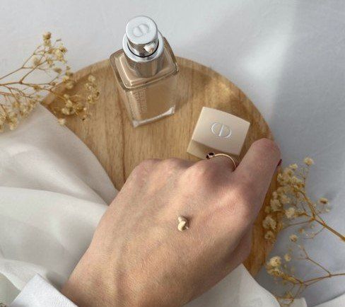 Dior Make-up: Dior Forever Natural Nude N0 – Usato da Flums venduto da Inna77 3