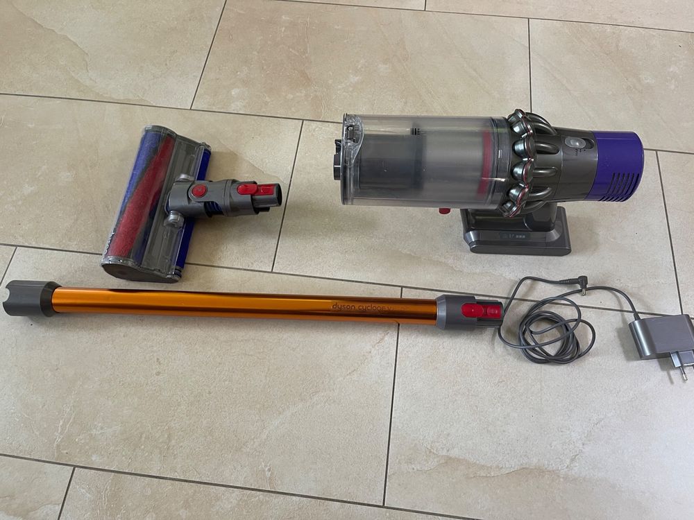 Dyson V10 Absolute | Kaufen auf Ricardo