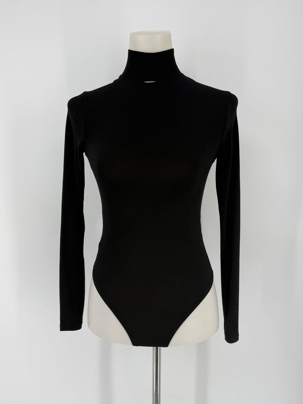 Top: Body Gr. S von Amisu – Usato da Auenstein venduto da moin.
