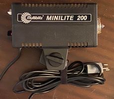 6 Studio-Multiblitz Minilite 200 inkl. Zubehör