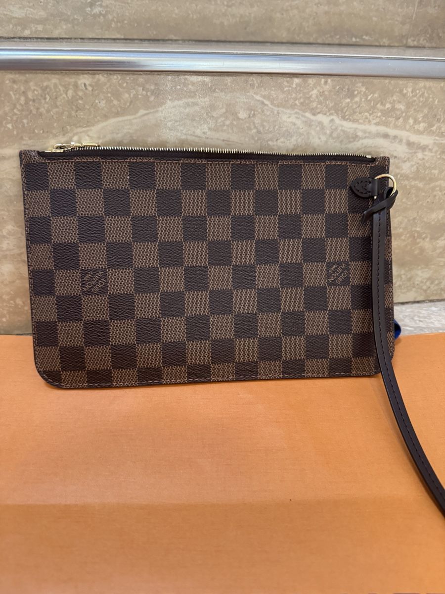 Louis Vuitton Borse da donna: Louis Vuitton  – Nuovo (secondo la descrizione) da Regensdorf venduto da weiningerl 8