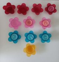11 Teelichthalter im Blumen-Design in verschiedenen Farben