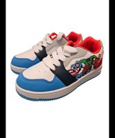 Avengers Kinderschuhe, Grösse 32 Neu