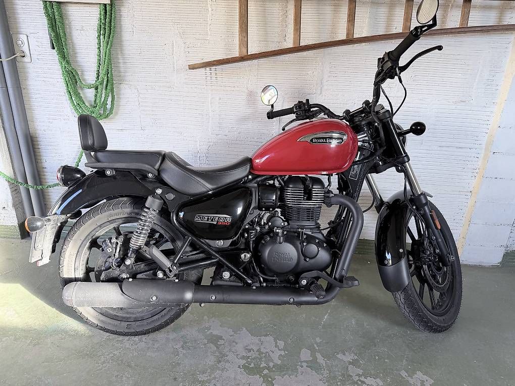 Royal Enfield Chopper: Royal Enfield Meteor 350 – Gebraucht aus Thayngen von Karbonara 4