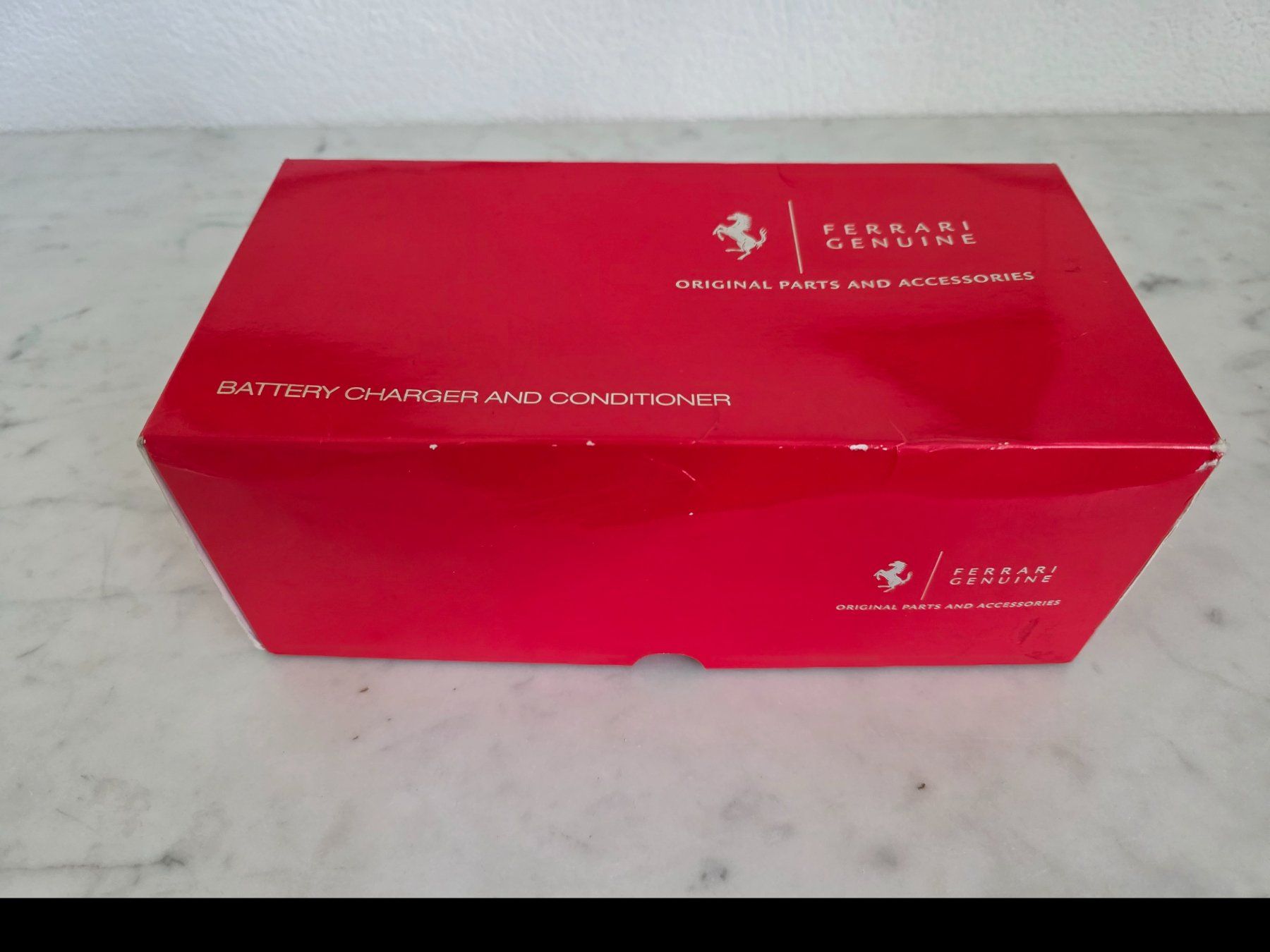 Ctek Caricabatterie: Ferrari Original Batterieladegerät – Usato da Zell LU venduto da Txxl 1