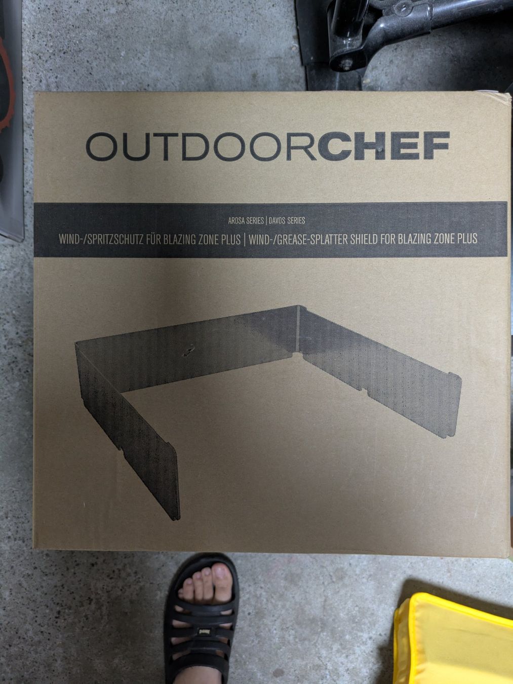 Outdoorchef Pentole: Outdoorchef - wind/grease-splatter shield – Nuovo e nell'imballaggio originale da Matran venduto da Taragor