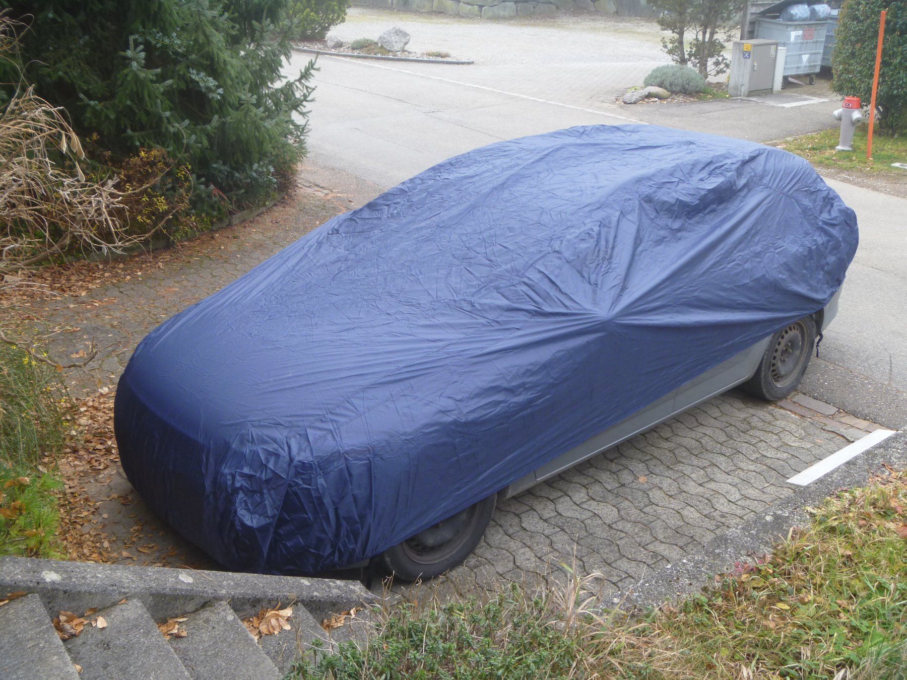 Coperture: Auto Abdeckhülle  Autoabdeckplane – Nuovo (secondo la descrizione) da Rüti ZH venduto da baumchen