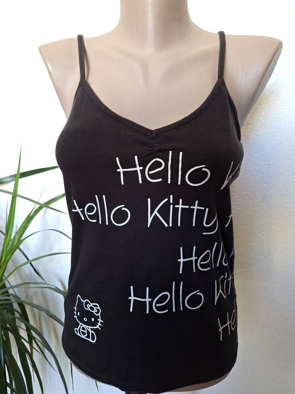 Tops: Top noir HELLO KITTY – Taille M – Gebraucht aus boudry von Let_20