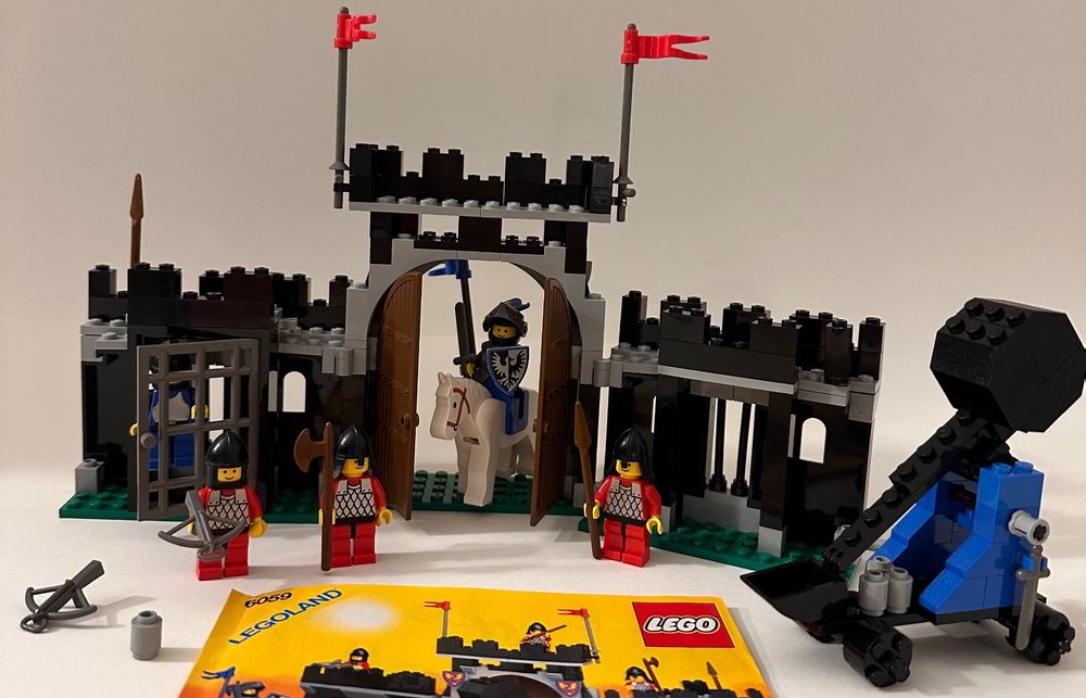 Vintage LEGO 6059 