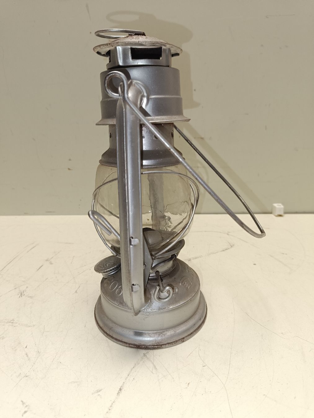 Altro in Decorazioni & Accessori: Antike Petroleumlampe "ever Bright"(em61) – Usato da Künten venduto da Schnaepplihuus 4