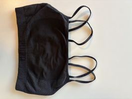 Puma sports bra M