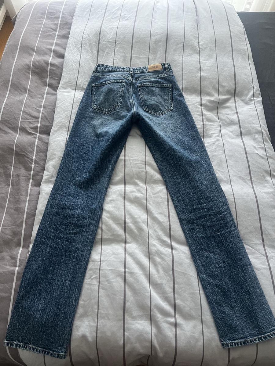 Stradivarius Jeans: Stradivarius JeansGrösse 36 – D'occasion à Wettingen par Jaaani 2