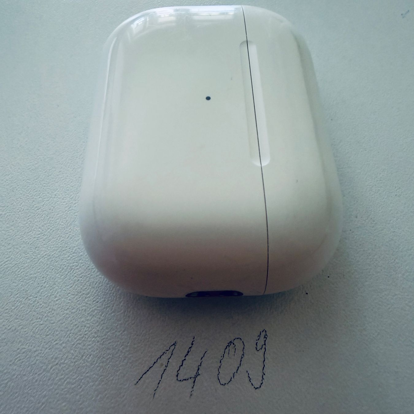 Apple Ladegerät: Original Apple Ladecase A2968 für AirPods Pro 2 Gen. USB-C – Gebraucht aus Basel von MY.AIRPODS.SHOP 9