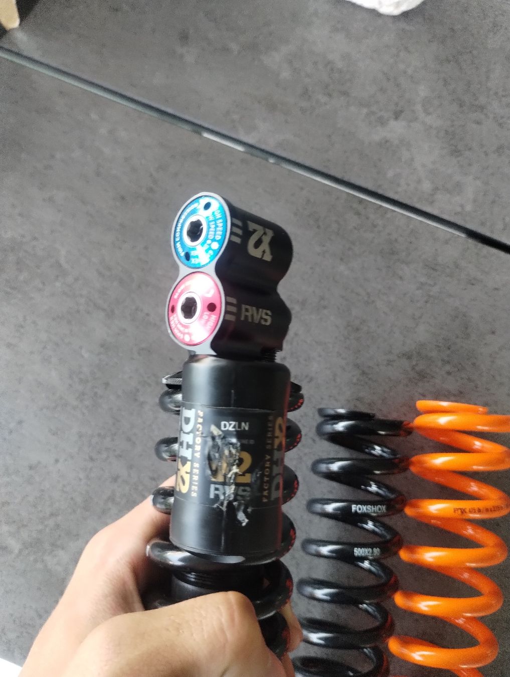 Fox Ersatzteile: fox dhx2 factory 267x89 – Gebraucht aus Grimisuat von noe_lzm6 3