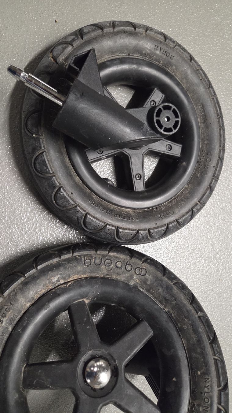 Bugaboo Kinderwagen: Roues hiver Bugaboo – Gebraucht aus Geneve von Granduca 1