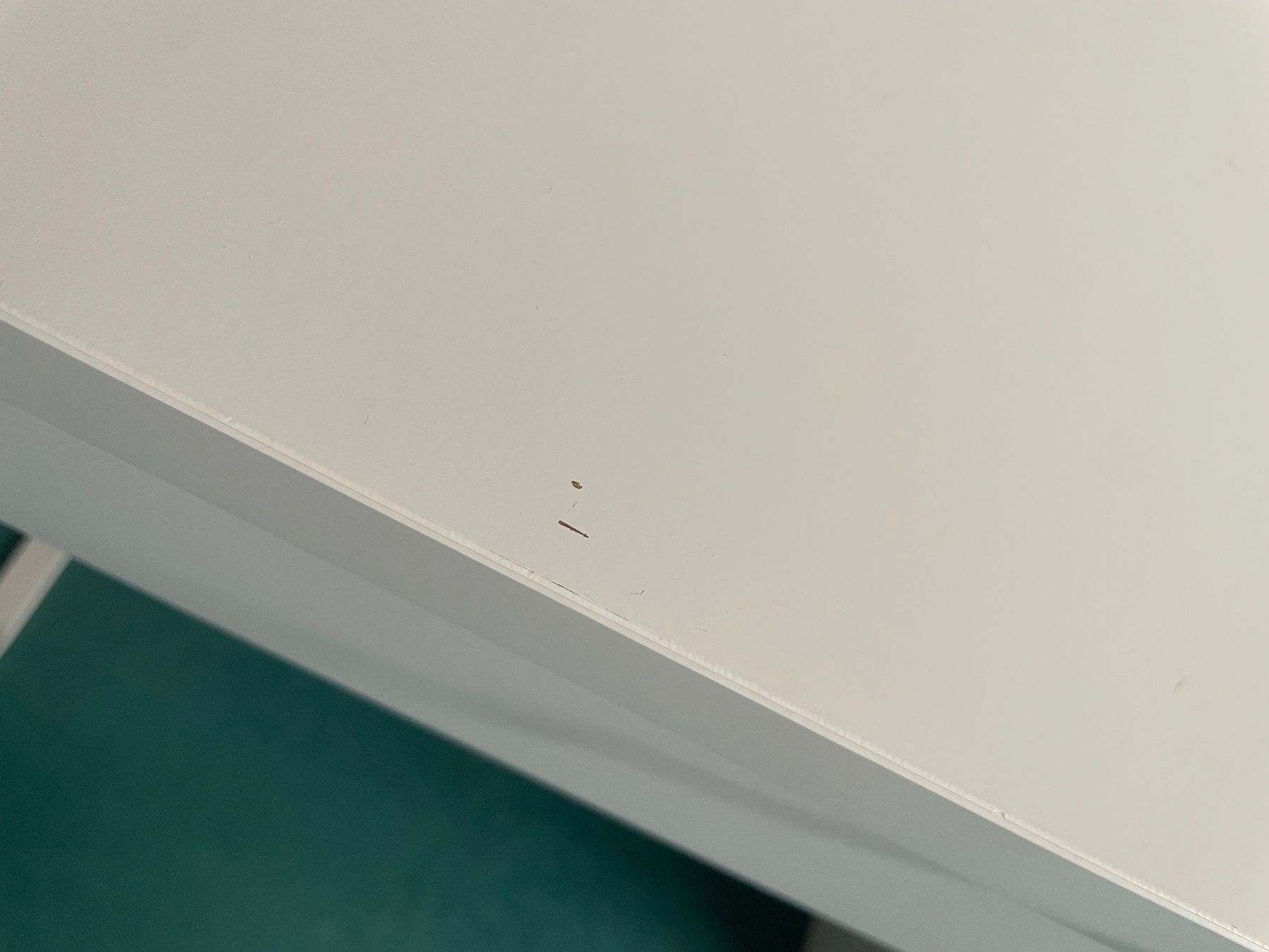 Ikea Scrivanie: Ikea Schreibtisch – Usato da Heimberg venduto da anj_sd9b 5
