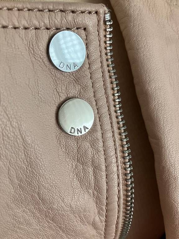 Jacken: Damen Lederjacke, Grösse XS – Gebraucht aus Baar von leo_j8vl 4