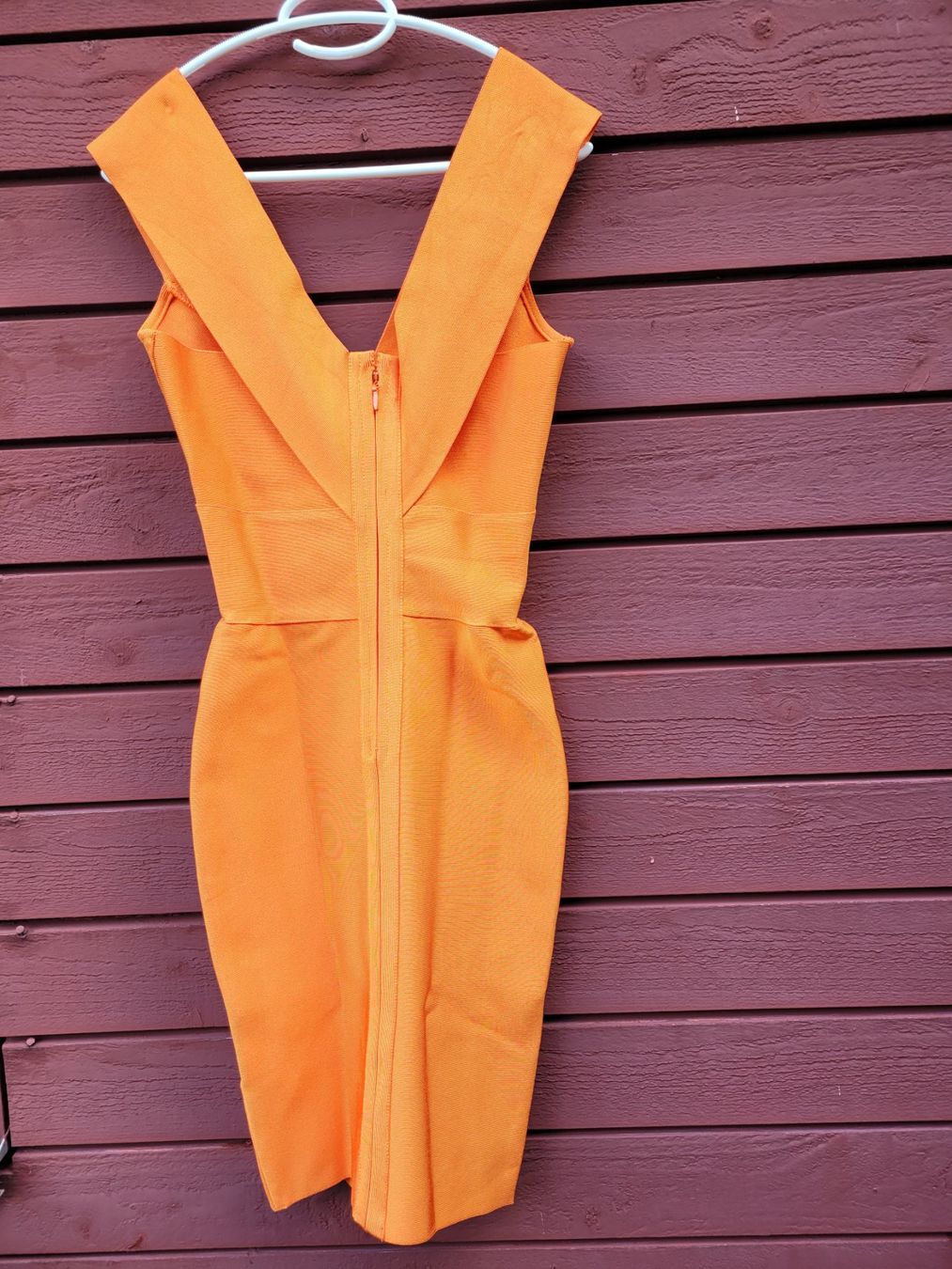 Kleider: Oranges Sommerkleid, Grösse S – Neu (gemäss Beschreibung) aus Richterswil von MANANA_24 3