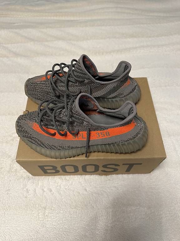 Herrenschuhe: Yeezy Boost 350 / grau-orange – Gebraucht aus Biel/Bienne von http.tanja 2