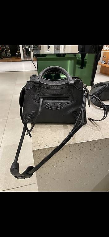 Balenciaga Taschen für Damen: Balengiaca Neo Classic Handbag – Gebraucht aus Zug von fabi0303 4