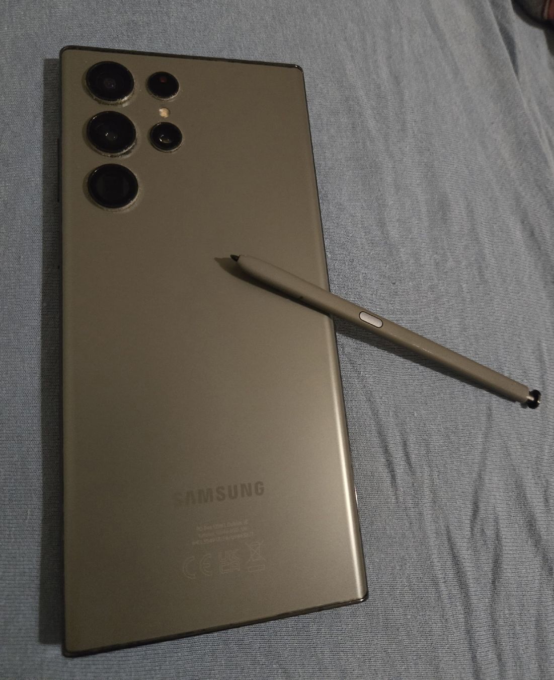 Samsung Telefoni cellulari / Smartphones: Samsung Galaxy S22 Ultra + Samsung Galaxy Smartwatch – Usato da Interlaken venduto da aar_7vnv 1