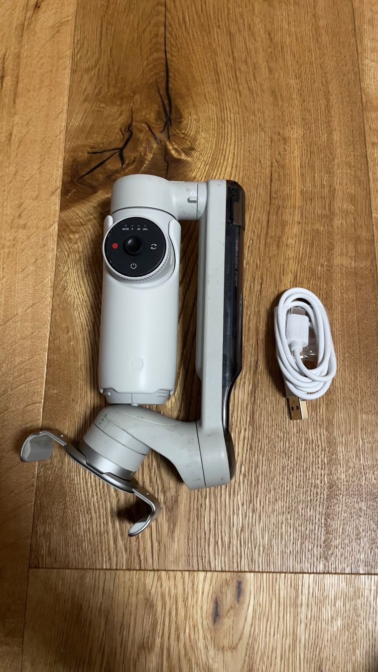 Insta360 Sonstige Dekorationen & Accessoires: Insta360 Flow – Gebraucht aus Rickenbach Sulz von Orvieto2000 2