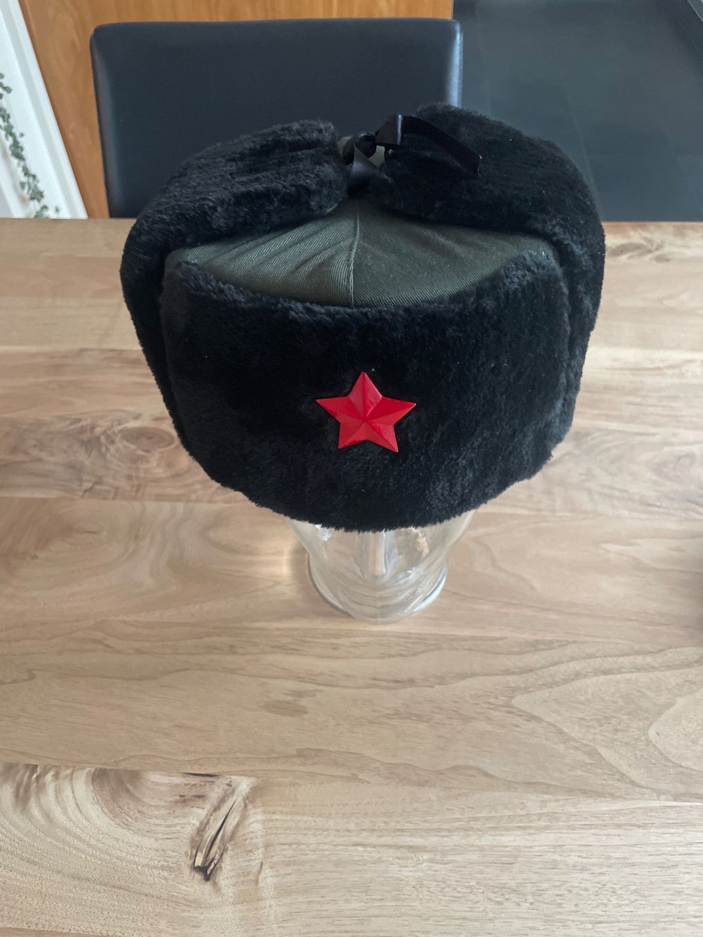 Copricapi, berretti & cappellini: Fasnachtshut China – Usato da Ostermundigen venduto da Master05