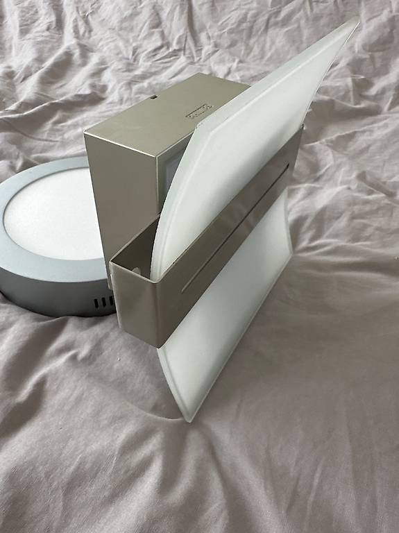 Lampes: Philips Led Wandleuchte – D'occasion à Rheineck par federer81 3