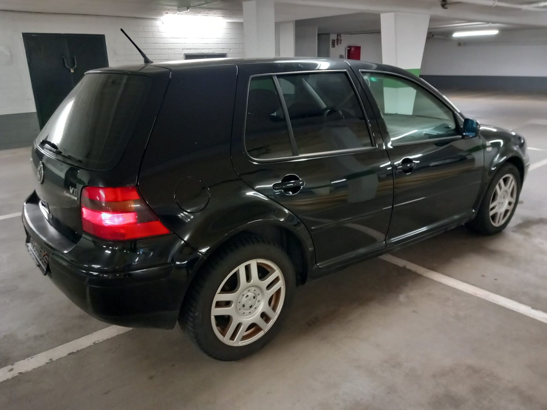 VW Automobili: VW Golf 4 2.3 V5 4motion – Usato da Steg VS venduto da Gooldy 2