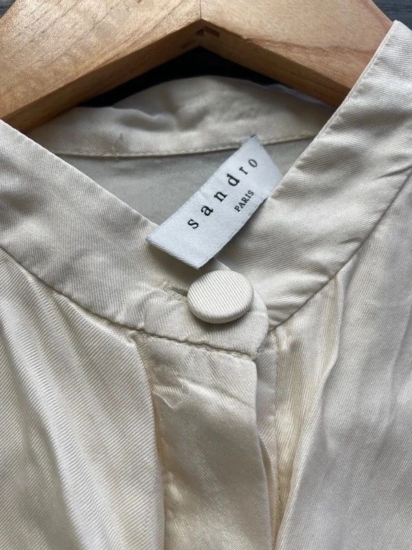 Sandro Camicette: Sandro silk shirt size 36. – Usato da Yverdon-les-Bains venduto da pen_bbz8 4