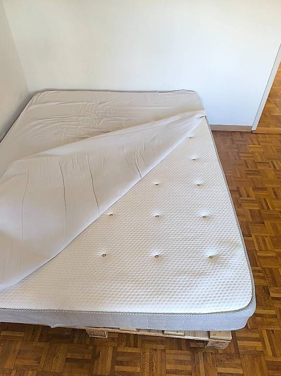 Materassi: Grand matelas ferme – Usato da Carouge GE venduto da alinenanko 1