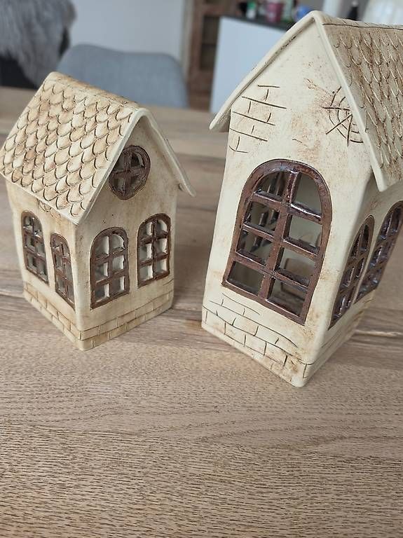 Tutte le decorazioni: Keramik Deko Häuser Handarbeit  – Usato da Ostermundigen venduto da d-p73 1