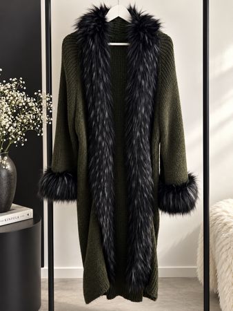 Strickjacke oliv mit Kunstfell Besatz Grösse Einheitsgrösse