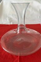 Elegante Weinkaraffe aus Glas, ideal für festliche Tage!