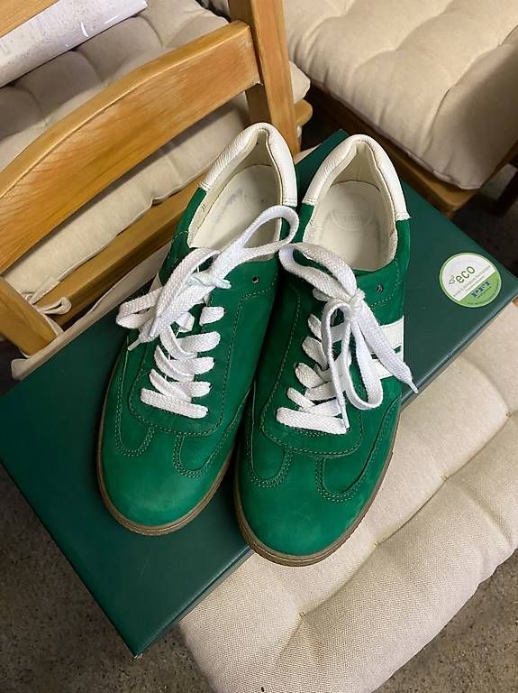 Herrenschuhe: Neue Sneaker – Gebraucht aus Wohlen AG von Floflo200