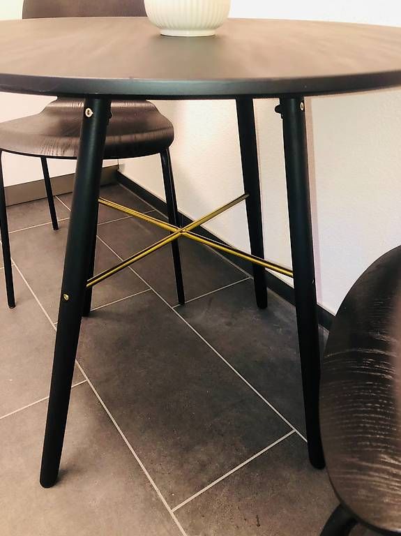 Tische: Round Black & Gold Table  Unique Custom Finish – Gebraucht aus Pfäffikon SZ von mag_q79n 4