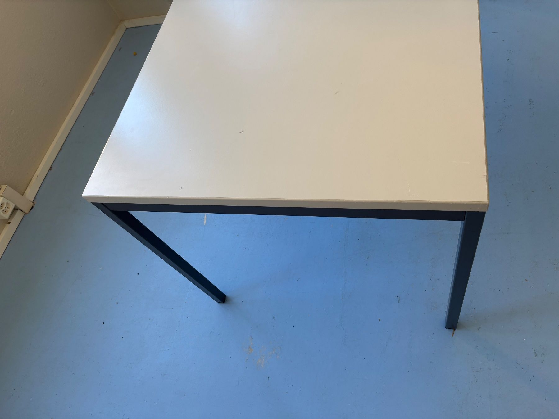 Scrivanie: Schreibtisch 160 x 80 – Usato da Zürich venduto da mar_hs6l 2