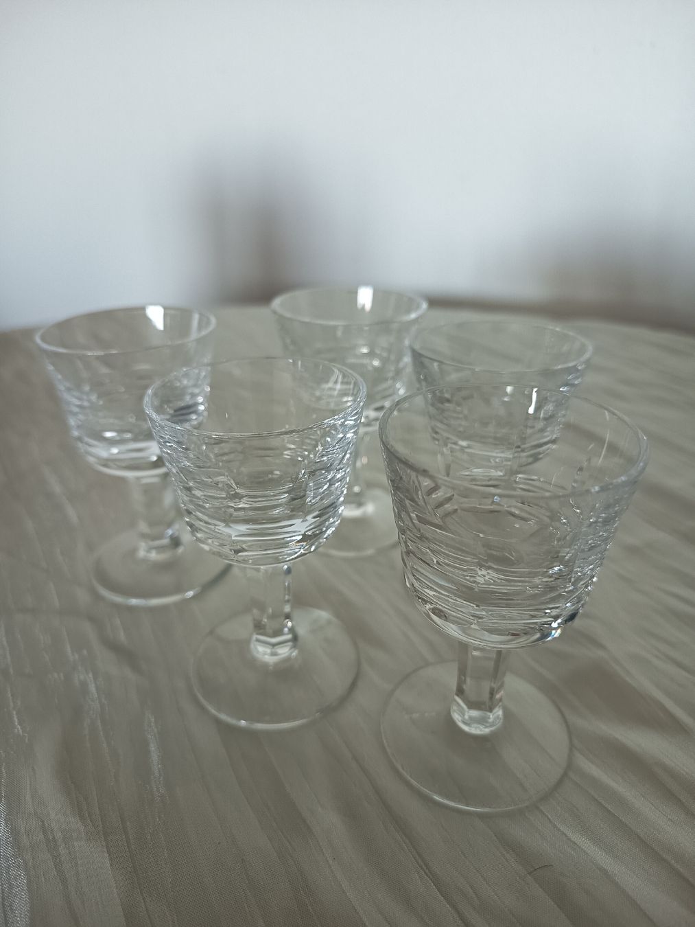 Bicchieri: 5 Schnapsgläser Glas gerippt gebraucht – Usato da Wangen b. Olten venduto da crea_look