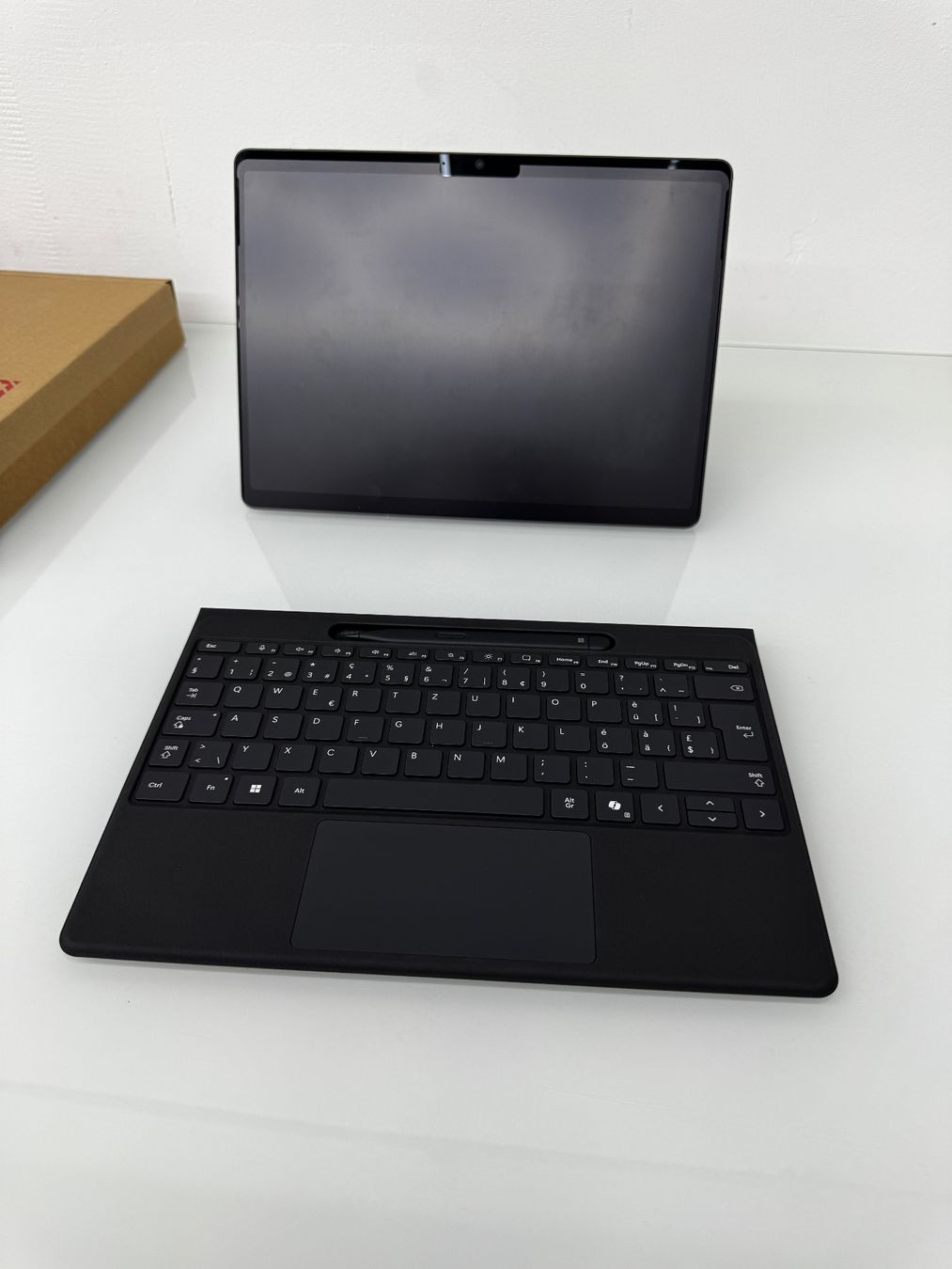 Microsoft Tablet PC: Microsoft Surface Pro 10 i7 Ultra, 16GB RAM – Neu (gemäss Beschreibung) aus Au ZH von MSx2_Shop 8