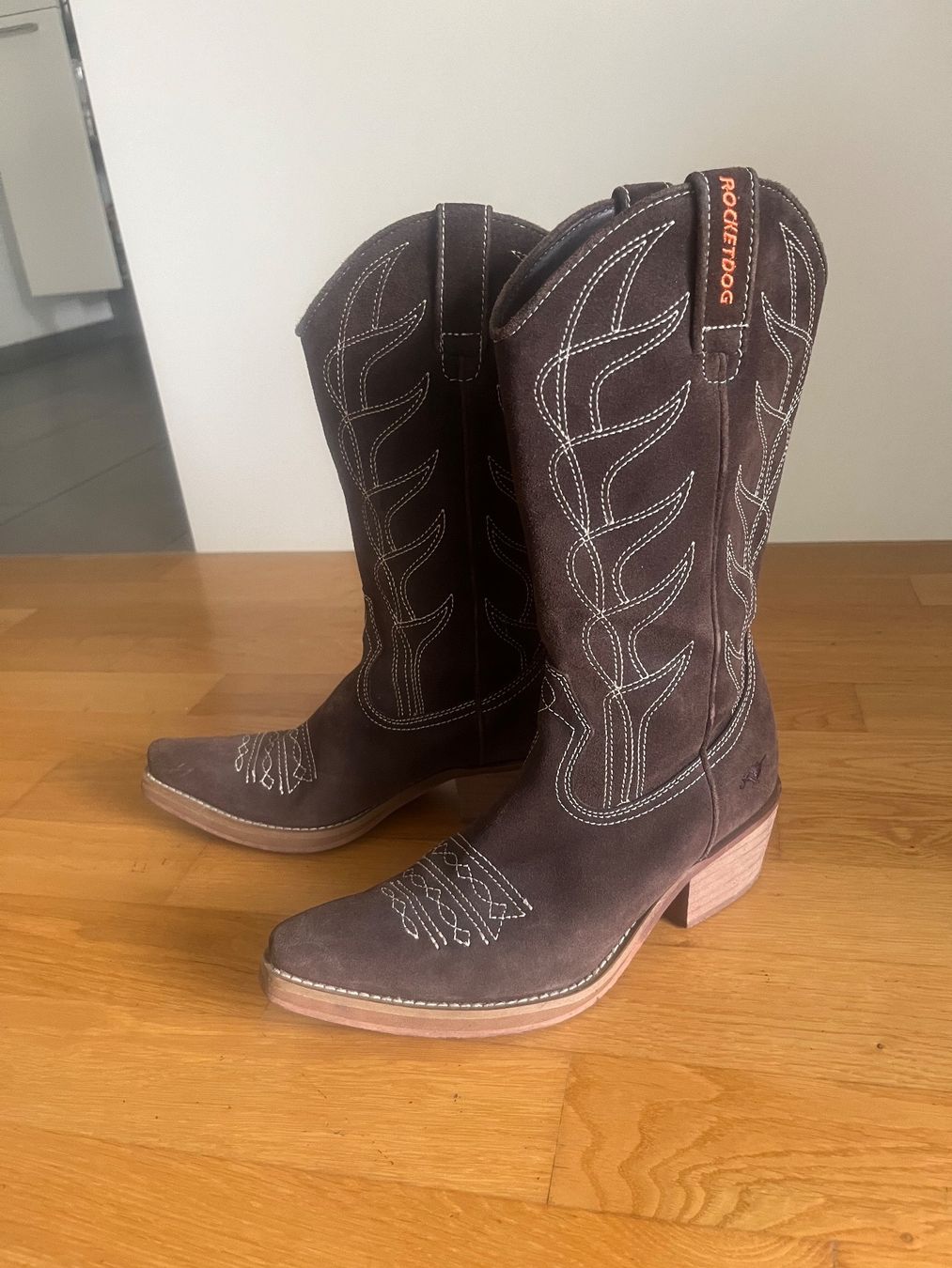 Scarpe da donna: Cowboystiefel Damen Wildleder – Usato da Frauenfeld venduto da Laxmi81 1