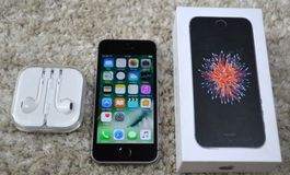 Apple iPhone SE A1723 32Gb