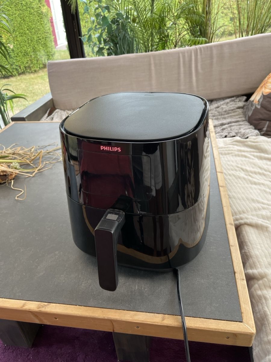 Philips Küchengeräte: Airfryer Philips Essential XL – Neu (gemäss Beschreibung) aus La Chaux-de-Fonds von Noriskforfun