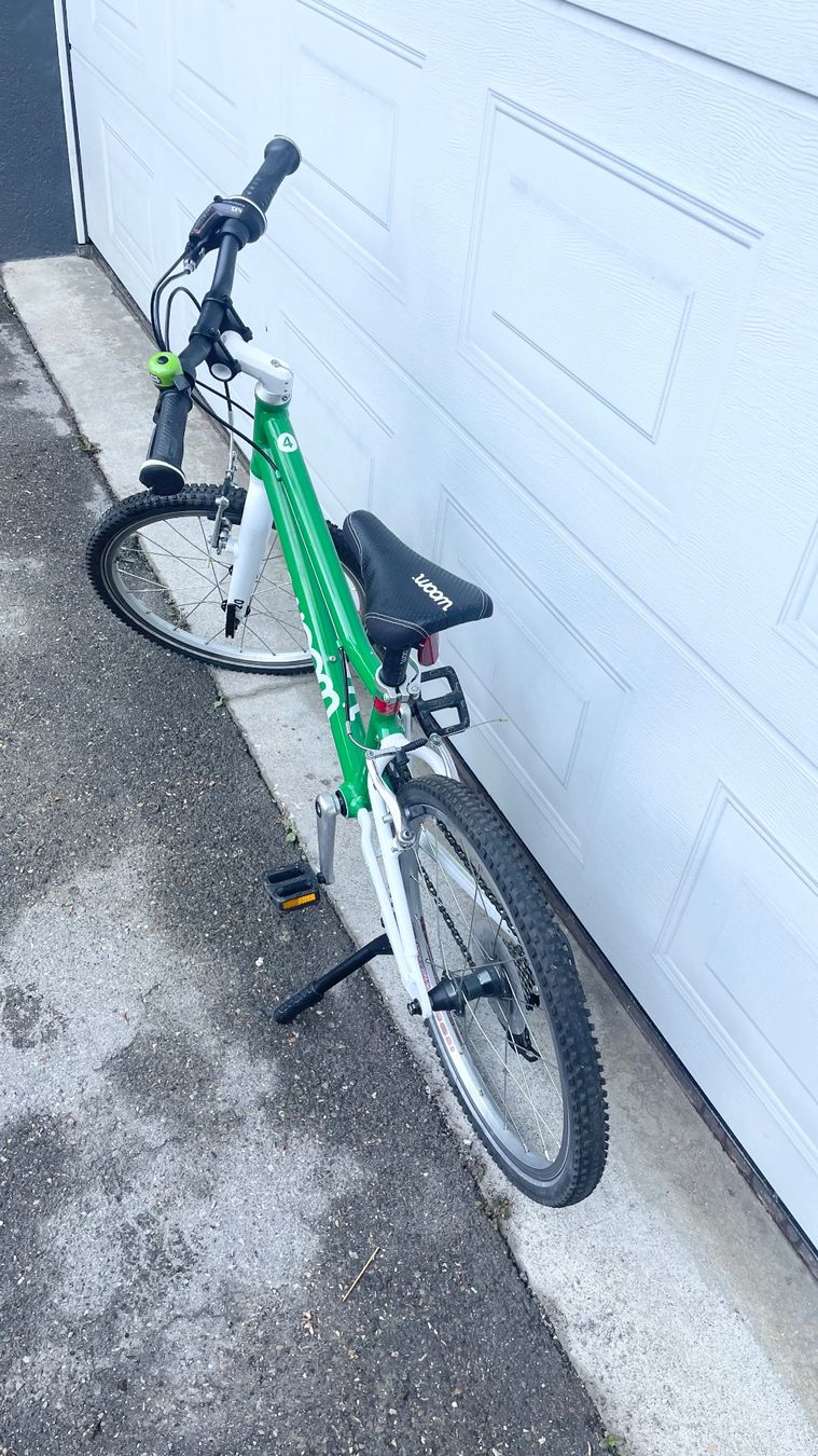 Woom Vélos: Woom 4, Grün, gute Zustand – D'occasion à Ebmatingen par yuk_df9q 1